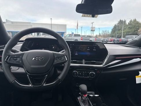 New 2026 Chevrolet Trax RS w/ Sunroof Package image 6