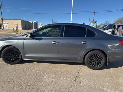 Used 2014 Volkswagen Jetta TDI image 6