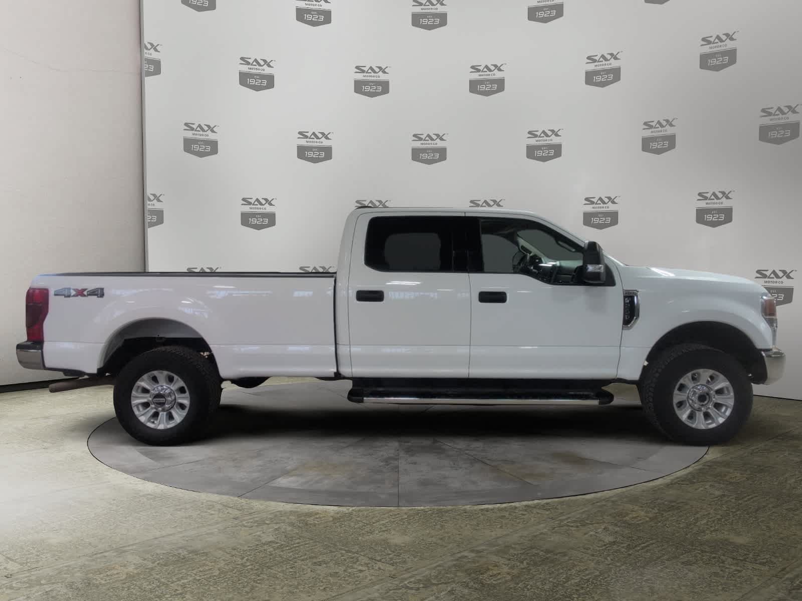 Used 2021 Ford F250 XLT w/ XLT Value Package AWD/4WD image 6