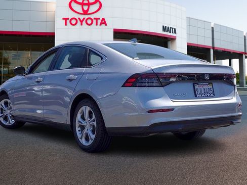 Used 2023 Honda Accord LX image 7