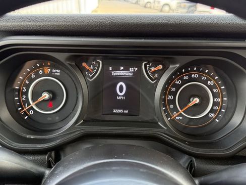 Used 2024 Jeep Gladiator Sport image 27