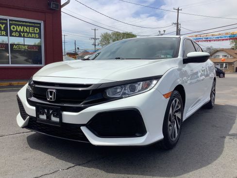 Used 2018 Honda Civic LX image 3