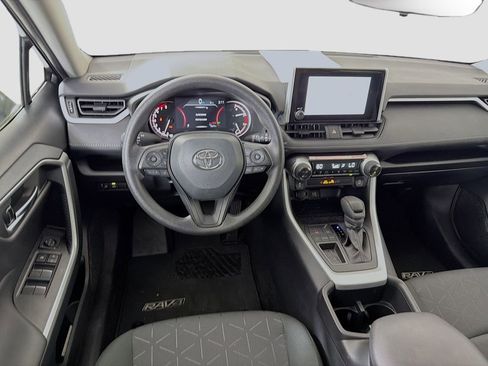 Used 2025 Toyota RAV4 XLE FWD image 24
