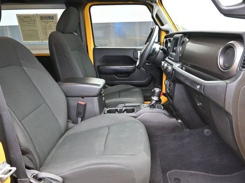 Used 2019 Jeep Wrangler Sport AWD/4WD image 35