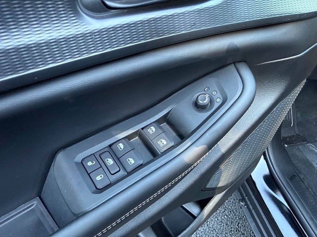 New 2027 Jeep Grand Cherokee Laredo X AWD/4WD image 19