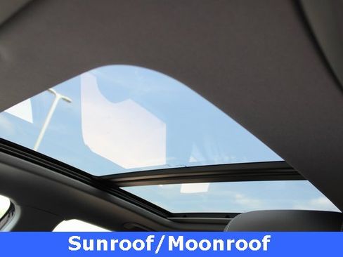 New 2025 Audi Q4 e-tron Premium Plus image 6