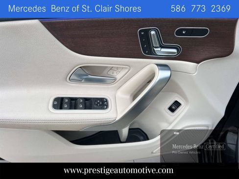 Used 2023 Mercedes-Benz CLA 250 4MATIC image 16