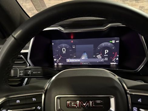 Used 2024 GMC Canyon Elevation w/ Convenience Package image 15