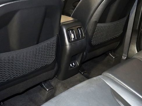 Used 2022 Hyundai Tucson Limited w/ Cargo Package image 16