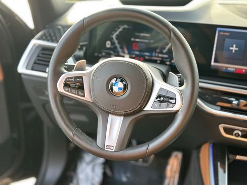 Certified 2025 BMW X5 xDrive40i w/ M Sport Package image 12