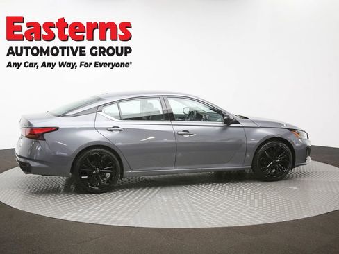 Used 2024 Nissan Altima 2.5 SR FWD image 43