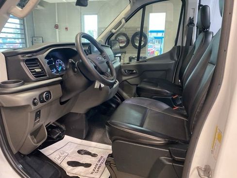 Used 2023 Ford Transit 250 Medium Roof AWD image 23