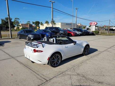 Used 2016 MAZDA MX-5 Miata Grand Touring image 4