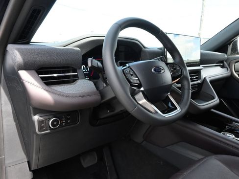 New 2026 Ford Explorer Platinum RWD image 15