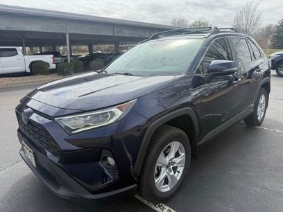 Used 2021 Toyota RAV4 XLE w/ Convenience Package