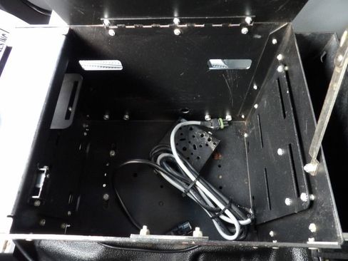 Used 2012 Ford F550 2WD Regular Cab Super Duty w/ Payload Upgrade Pkg image 24