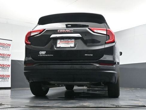 Used 2024 GMC Terrain SLE AWD/4WD image 38