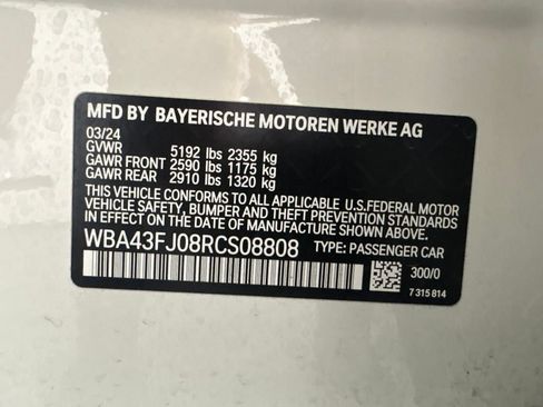 Certified 2024 BMW 530i w/ Premium Package RWD image 34