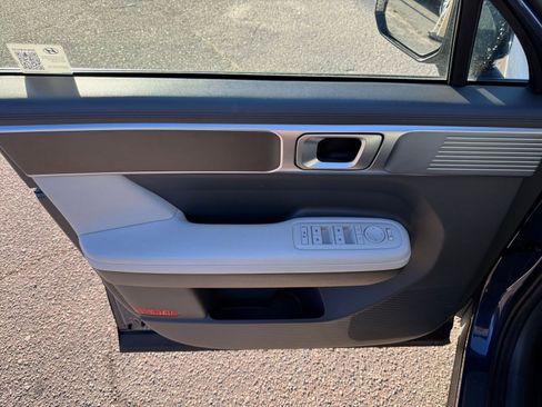 Used 2025 Hyundai Santa Fe SEL image 18