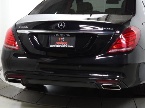 Used 2014 Mercedes-Benz S 550 Sedan w/ Sport Package Plus One image 7