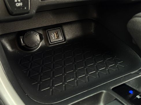 Used 2025 Toyota RAV4 LE image 33