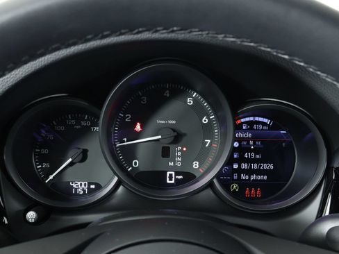 Certified 2026 Porsche Macan AWD/4WD image 16