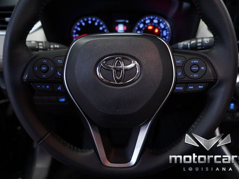 Used 2021 Toyota RAV4 XLE Premium FWD image 34