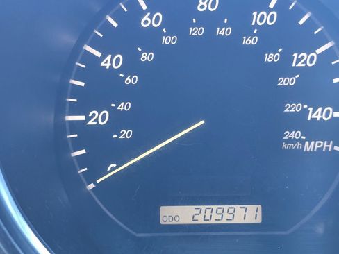 Used 2004 Lexus RX 330 AWD image 11