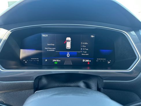 Certified 2022 Volkswagen Tiguan SE FWD image 10