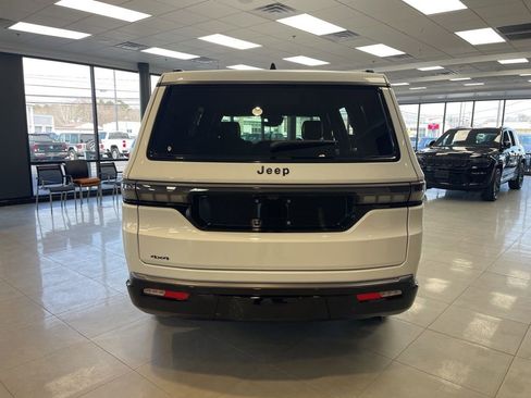 New 2026 Jeep Grand Wagoneer Limited image 5