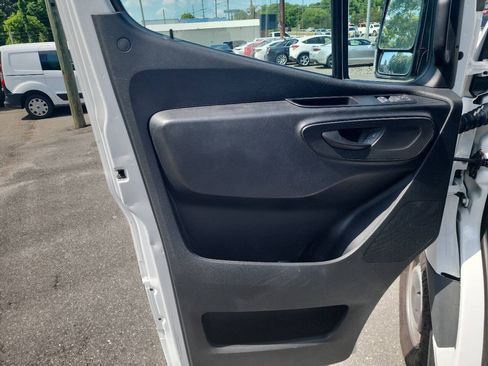 Used 2022 Mercedes-Benz Sprinter 2500 image 10
