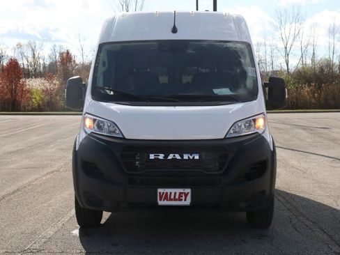 Used 2024 RAM ProMaster 2500 image 2