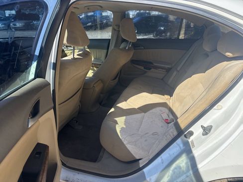 Used 2009 Honda Accord EX image 10