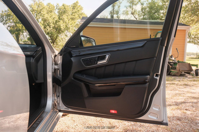 Used 2012 Mercedes-Benz E 63 AMG Wagon image 39
