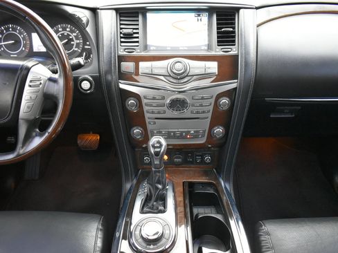 Used 2019 INFINITI QX80 Luxe image 16