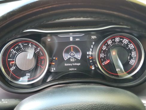 Used 2022 Dodge Challenger R/T image 20