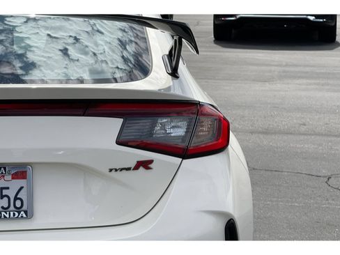 Used 2025 Honda Civic Type R image 15