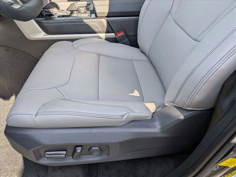 New 2026 Toyota Tundra SR5 image 4