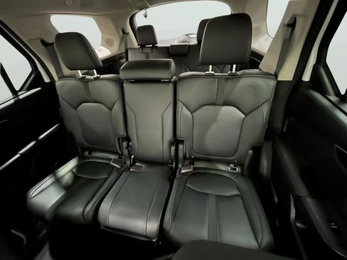 Certified 2023 Honda Pilot Touring image 26