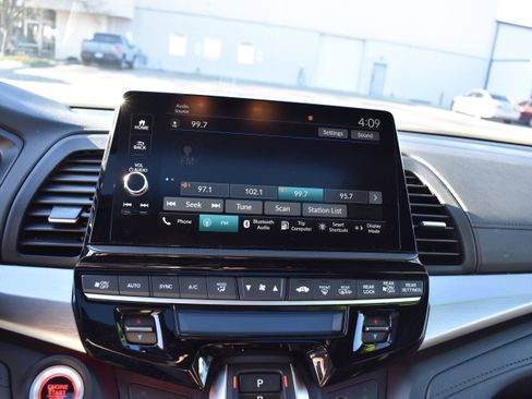 Certified 2025 Honda Odyssey Sport-L image 21