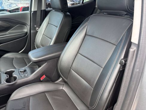 Used 2024 GMC Terrain SLT AWD/4WD image 37