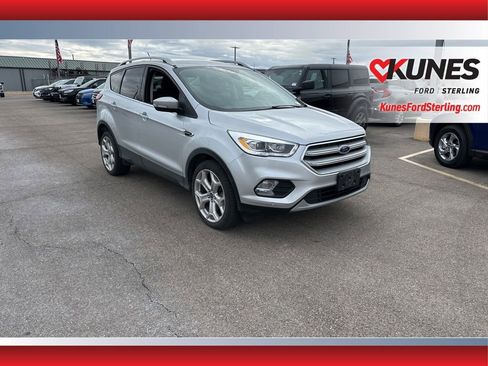 Used 2019 Ford Escape Titanium w/ U9j03 - Titanium Tow Package image 1