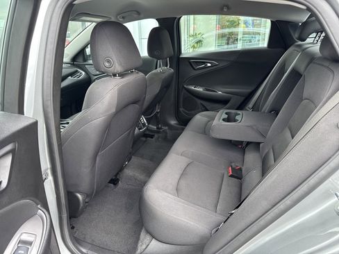 Used 2025 Chevrolet Malibu LT image 10