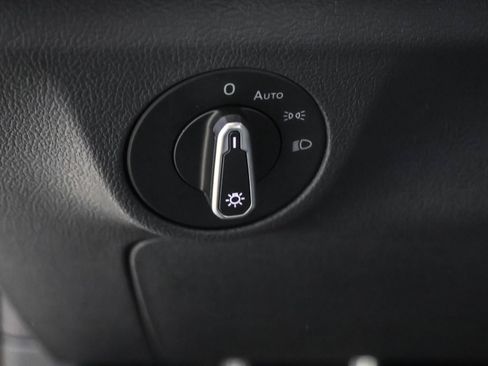 Used 2026 Volkswagen Jetta Sport FWD image 22