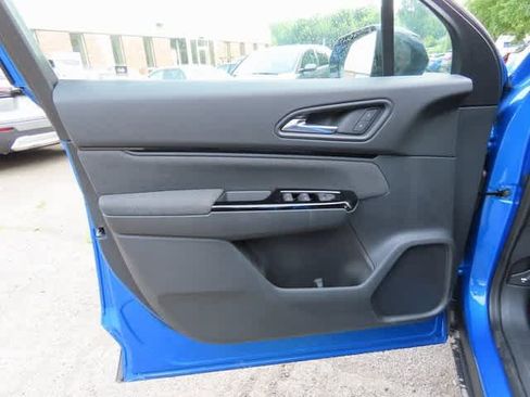 New 2026 Honda Prologue EX image 15