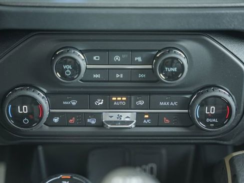 New 2026 Ford Bronco Badlands w/ Sasquatch Package image 33