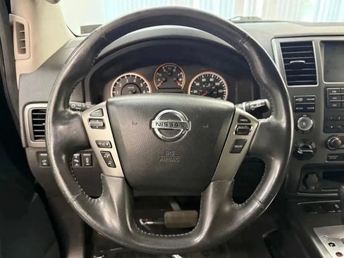 Used 2014 Nissan Armada SV AWD/4WD image 30