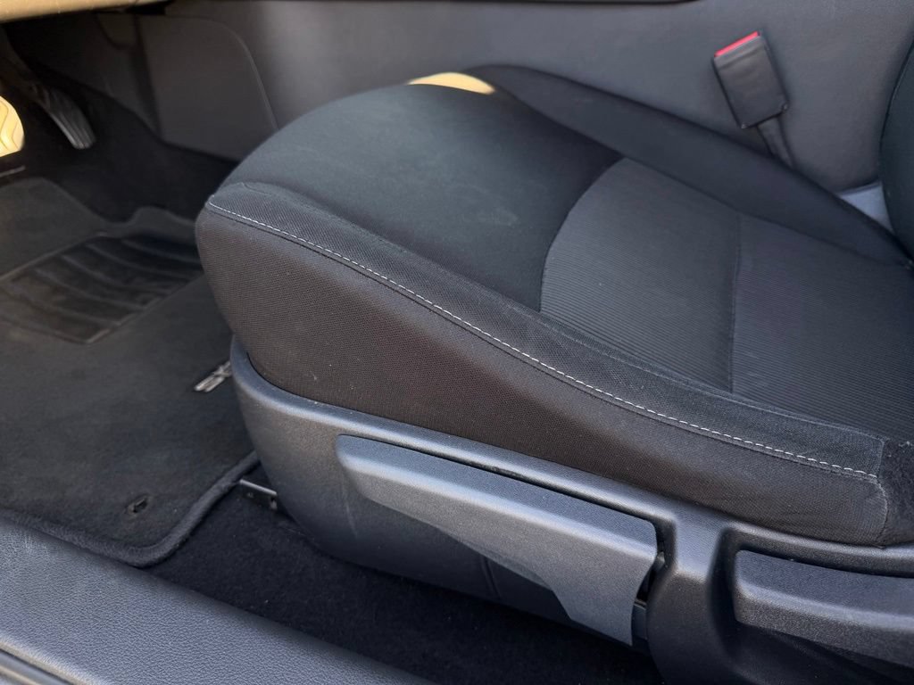 Used 2025 Nissan Sentra SV FWD image 13