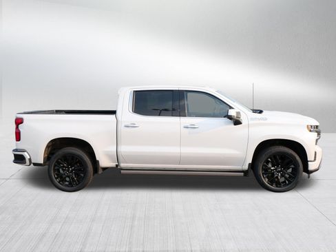 Used 2020 Chevrolet Silverado 1500 High Country w/ Technology Package AWD/4WD image 8