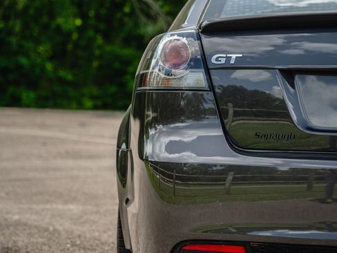 Used 2009 Pontiac G8 GT w/ Premium Package RWD image 32